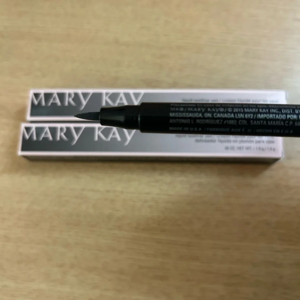 Mary Kay Liquid Eyeliner Pen - Black